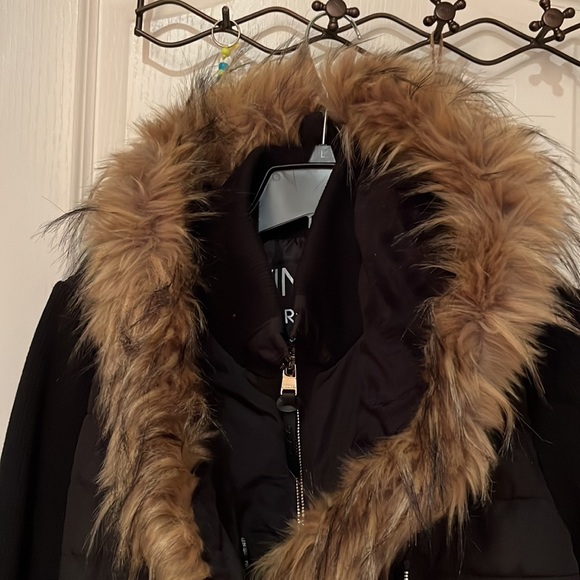 Calvin Klein cost - Picture 3 of 9